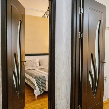 Ekaterine'S Apartments Batumi Exterior photo